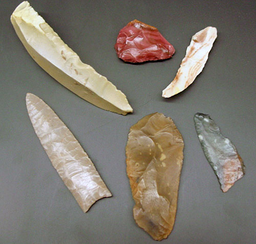 Sold at Auction: 2 NATIVE AMERICAN PALEO CLOVIS 6 INCH ARROWHEADS