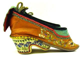 Lotus Shoe