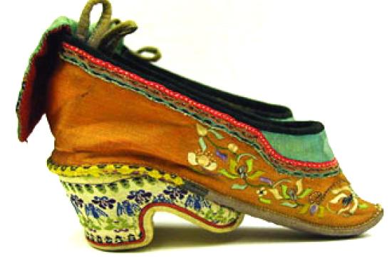 Lotus Shoe
